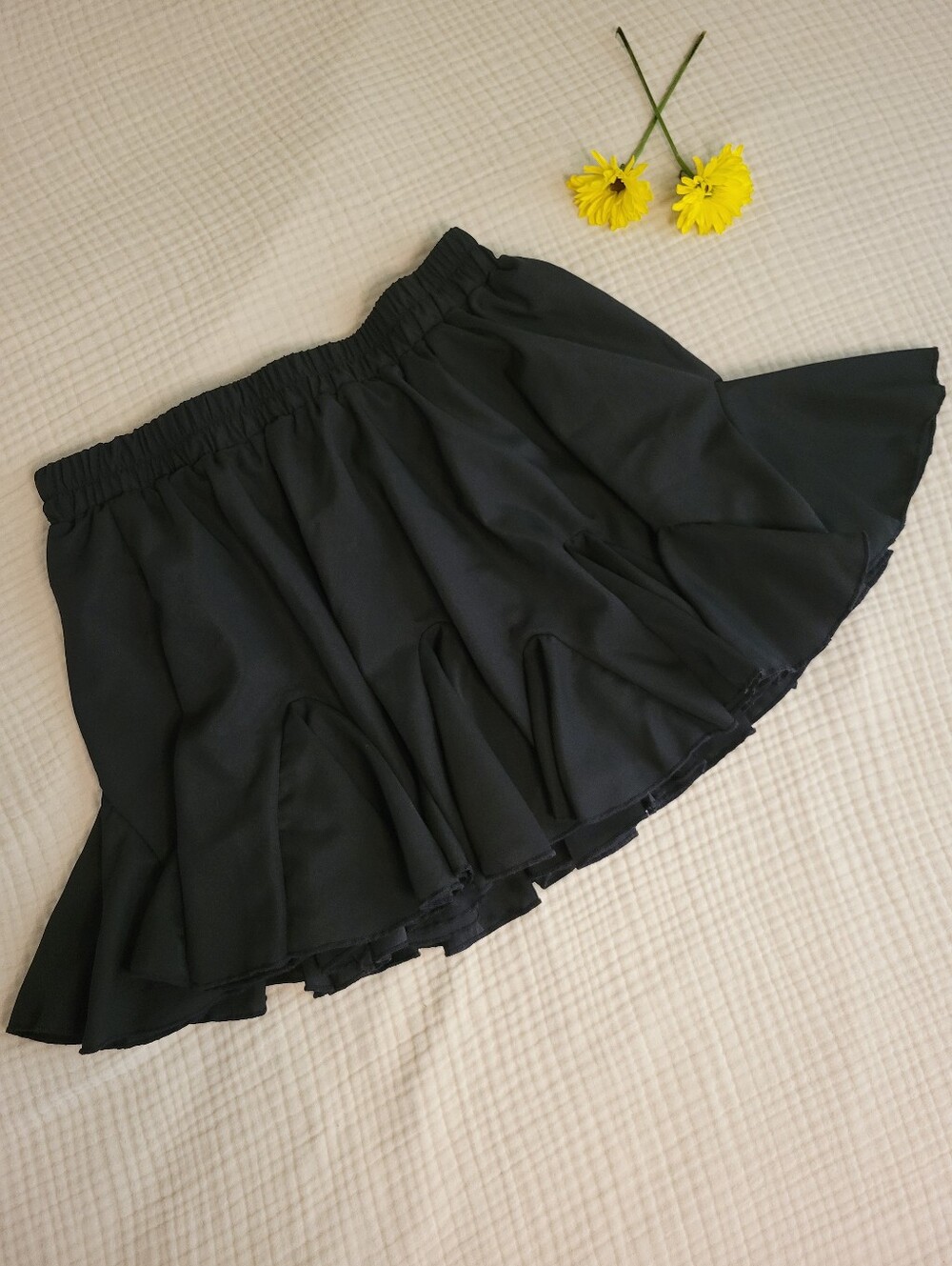 Avidlove Black Women’s Ruffle Mini Skirt
